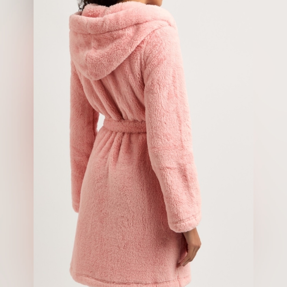 UGG NWT Extra Warmth Comfy Cuddly Plush Fleece Robe - Picture 4 of 9